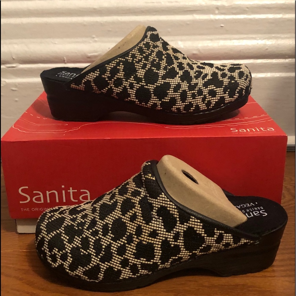 Sanita women’s clog/mule